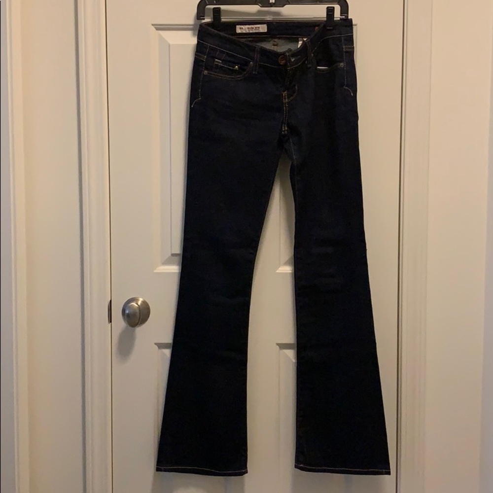 🌺 Express Jeans